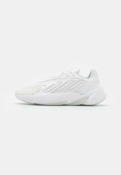 Adidas Originals OZELIA - Trainers - Footwear White/crystal White -Adidas Originals Shop 0052a3440e6d4520a9212d5f1eb21b74