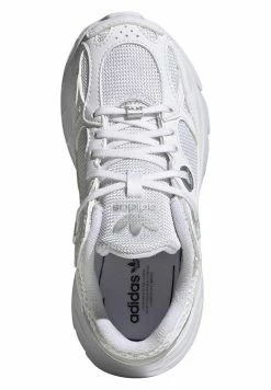 Adidas Originals ASTIR C - Trainers - Ftwr White/ftwr White/silver Met. -Adidas Originals Shop 009506e7dca342dd94ac5888475cb1a2