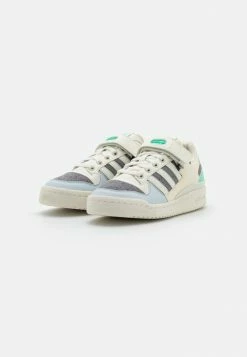 Adidas Originals FORUM - Trainers - Off White/white/easy Green -Adidas Originals Shop 009f6c05f0c84bfd8080a88489f84703
