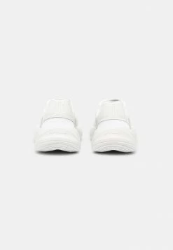 Adidas Originals OZELIA UNISEX - Trainers - White 9 Adidas Originals OZELIA UNISEX - Trainers - White -Adidas Originals Shop 00e3895d97fb4058bf79b1f0adbce0bb
