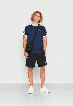 Adidas Originals STRIPES TEE UNISEX - Print T-shirt - Night Indigo 6 Adidas Originals STRIPES TEE UNISEX - Print T-shirt - Night Indigo -Adidas Originals Shop 0240d28b85e2403ca538925fe6c4df47