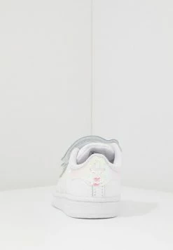 Adidas Originals SUPERSTAR - Trainers - Footwear White -Adidas Originals Shop 03deb87cc2514c9fbaffada1d76002a6