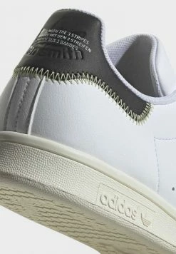 Adidas Originals STAN SMITH - Trainers - White -Adidas Originals Shop 0420edce78c145bab138d0c957cd2112