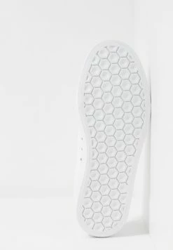 Adidas Originals 3MC UNISEX - Trainers - Footwear White 10 Adidas Originals 3MC UNISEX - Trainers - Footwear White -Adidas Originals Shop 0660893444554d4ea29a28d394d09a1e