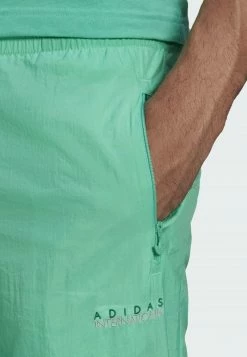 Adidas Originals SPORTS CLUB - Tracksuit Bottoms - Green -Adidas Originals Shop 068c4485434a4725a50b086b3cf787c6