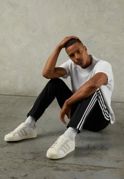 Adidas Originals SUPERSTAR 82 UNISEX - Trainers - Cloud White/alumina/cream White
