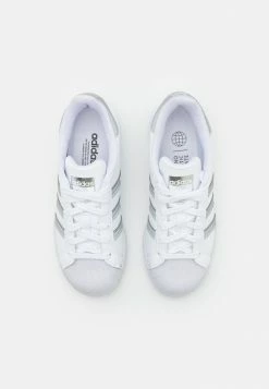 Adidas Originals SUPERSTAR UNISEX - Trainers - White -Adidas Originals Shop 085debc03d5941e5bbade11ac71ebc59