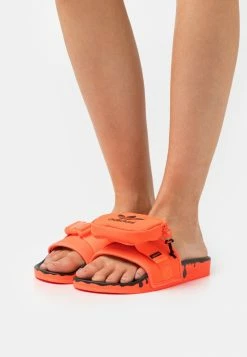 Adidas Originals POUCHYLETTE - Mules - Solar Red/core Black