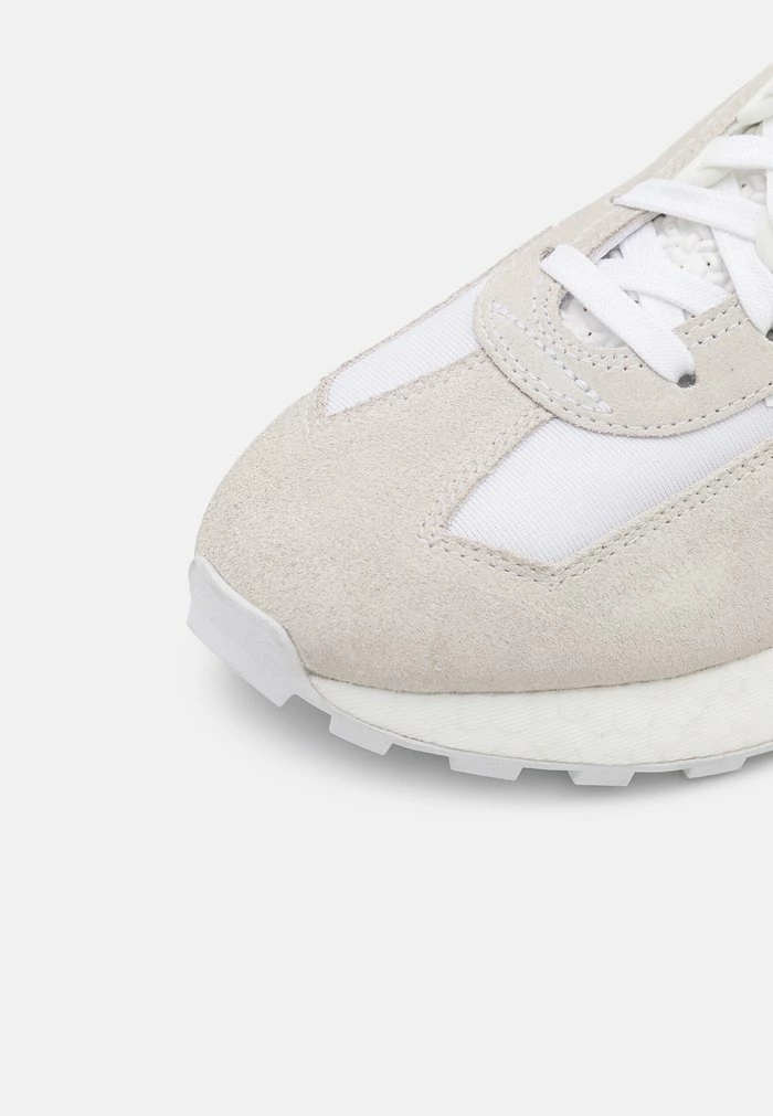 Adidas Originals RETROPY E5 UNISEX - Trainers - Footwear White/crystal White/core White 6 Adidas Originals RETROPY E5 UNISEX - Trainers - Footwear White/crystal White/core White - Image 6