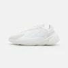 Adidas Originals OZELIA UNISEX - Trainers - Footwear White/grey One/almost Pink