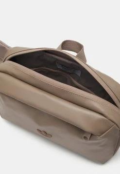 Adidas Originals RIFTA WAISTBAG UNISEX - Bum Bag - Chalky Brown -Adidas Originals Shop 0969d71e8cfc42ff82992cc1274b6ad7