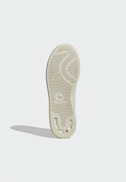 Adidas Originals Trainers - Beige -Adidas Originals Shop 098c809472c14a418dac85e8e01de11c