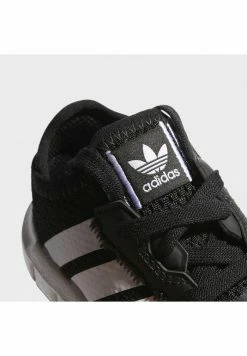 Adidas Originals SWIFT RUN UNISEX - Trainers - Core Black/ftwr White/core Black -Adidas Originals Shop 0a1e683ac14a47c88f51b429fb9f977c