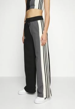 Adidas Originals WIDE LEG - Tracksuit Bottoms - Black -Adidas Originals Shop 0a5c6e842ba9444a9446737e136fb74c