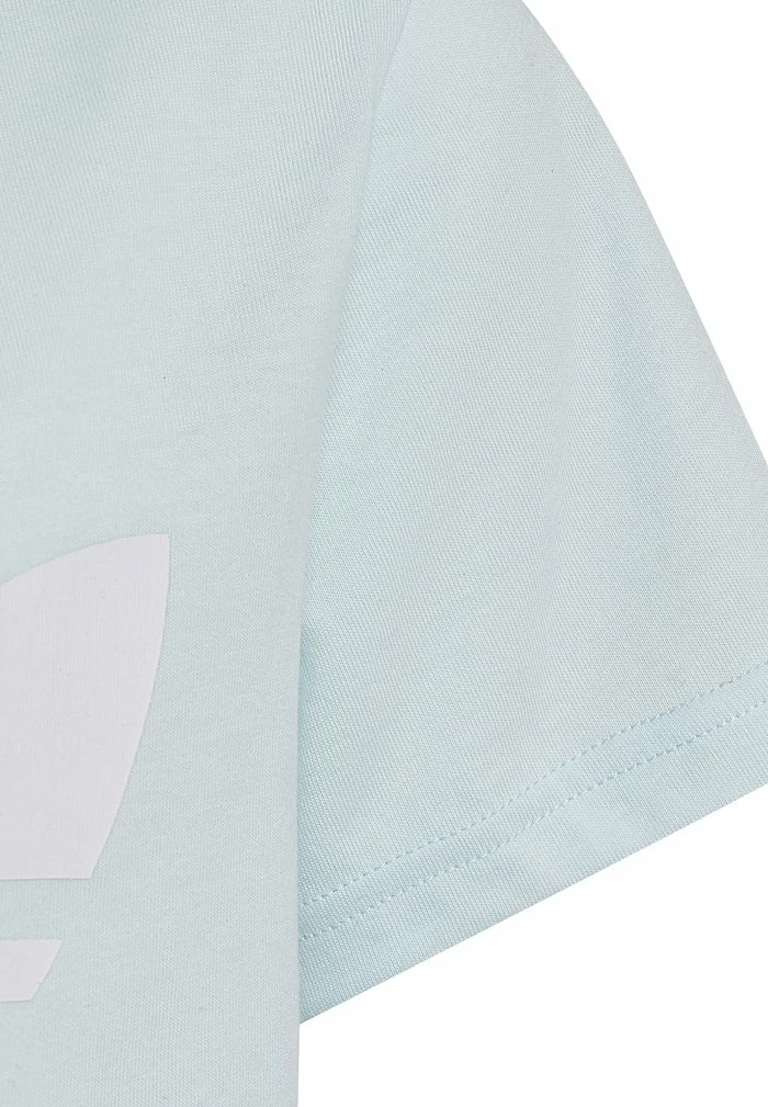 Adidas Originals TREFOIL TEE UNISEX - Print T-shirt - Almost Blue/white 4 Adidas Originals TREFOIL TEE UNISEX - Print T-shirt - Almost Blue/white - Image 4