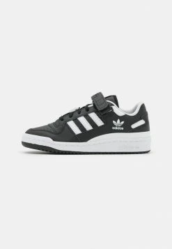 Adidas Originals FORUM - Trainers - Core Black/footwear White -Adidas Originals Shop 0d08da4133d045638027a56131fd0443