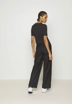 Adidas Originals Print T-shirt - Black -Adidas Originals Shop 0ef5edb3f9354abd81b52c819f7136fb