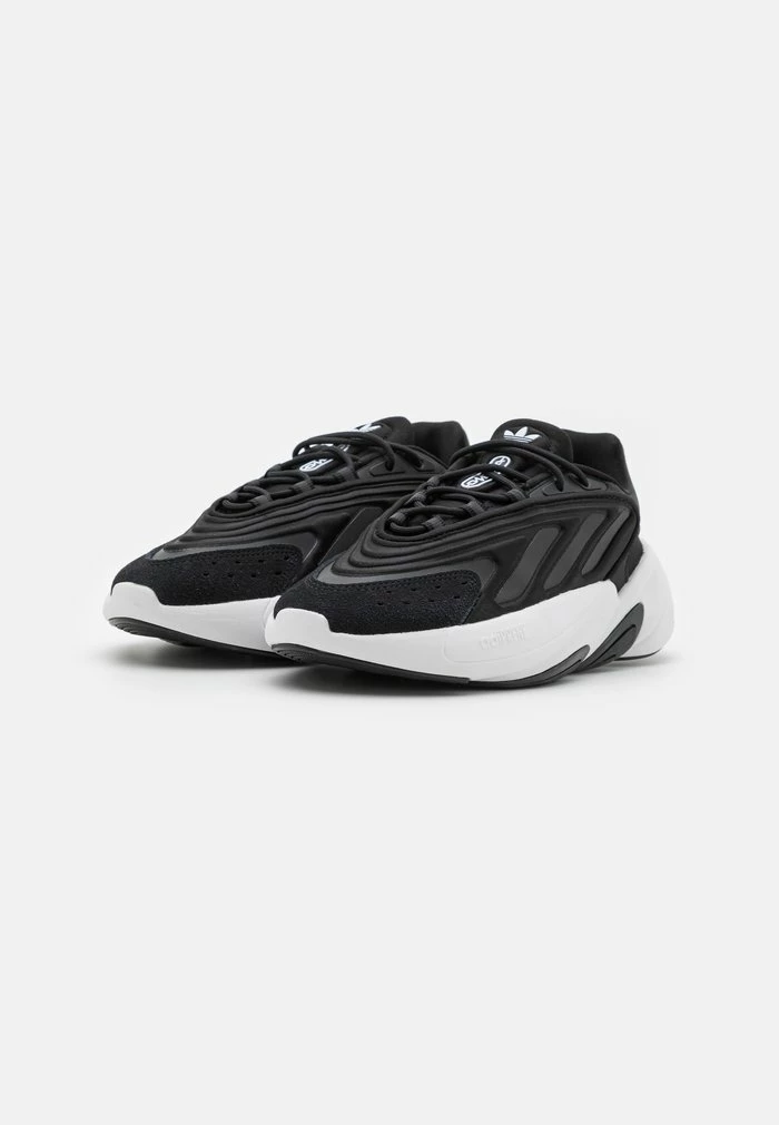 Adidas Originals OZELIA UNISEX - Trainers - Core Black/footwear White 2 Adidas Originals OZELIA UNISEX - Trainers - Core Black/footwear White - Image 2