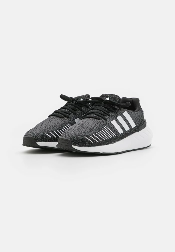 Adidas Originals SWIFT RUN 22 - Trainers - Core Black/footwear White/grey Five 3 Adidas Originals SWIFT RUN 22 - Trainers - Core Black/footwear White/grey Five - Image 3