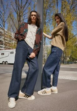 Adidas Originals SUPERSTAR 82 UNISEX - Trainers - Core Black/footwear White