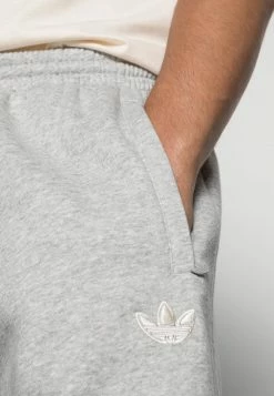 Adidas Originals SHARK PANTS - Tracksuit Bottoms - Medium Grey Heather White 9 Adidas Originals SHARK PANTS - Tracksuit Bottoms - Medium Grey Heather White -Adidas Originals Shop 1321f2041e5a486f985e83aa1f21059a