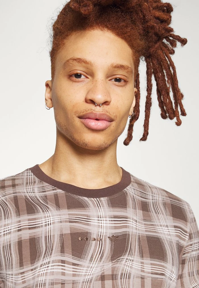 Adidas Originals TEE - Print T-shirt - Chalky Brown 6 Adidas Originals TEE - Print T-shirt - Chalky Brown - Image 6