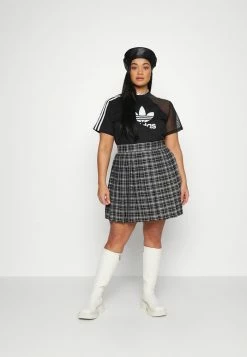 Adidas Originals TEE - Print T-shirt - Black -Adidas Originals Shop 13e64f0f29884c3f9cc2d7289ae1e600