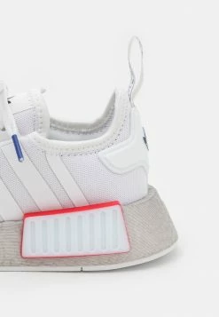 Adidas Originals NMD_R1 UNISEX - Trainers - Footwear White/grey One -Adidas Originals Shop 142ffe233afe4c9690ff58ccd054678b