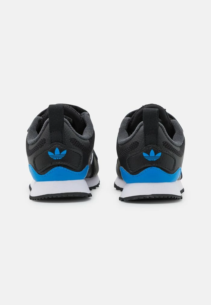 Adidas Originals ZX 700 HOODED - Trainers - Core Black/ftwr White/carbon 3 Adidas Originals ZX 700 HOODED - Trainers - Core Black/ftwr White/carbon - Image 3