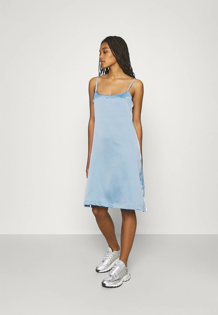 Adidas Originals DRESS - Day Dress - Ambient Sky 1 Adidas Originals DRESS - Day Dress - Ambient Sky
