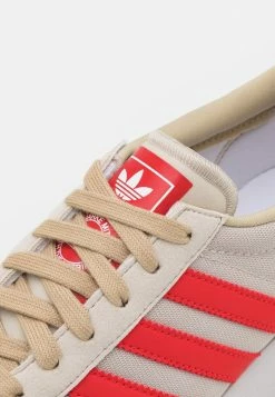 Adidas Originals USA 84 UNISEX - Trainers - Clear Brown/vivid Red -Adidas Originals Shop 1aefc1f226dc44079f916ac6d52ccb15