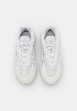 Adidas Originals OZELIA - Trainers - Footwear White/crystal White -Adidas Originals Shop 1bde27aa89454411bf52b8a2faa5e6d8