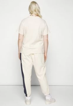 Adidas Originals Tracksuit Bottoms - White -Adidas Originals Shop 1be9a65c7f0e4e239a4d08e81d3d802a