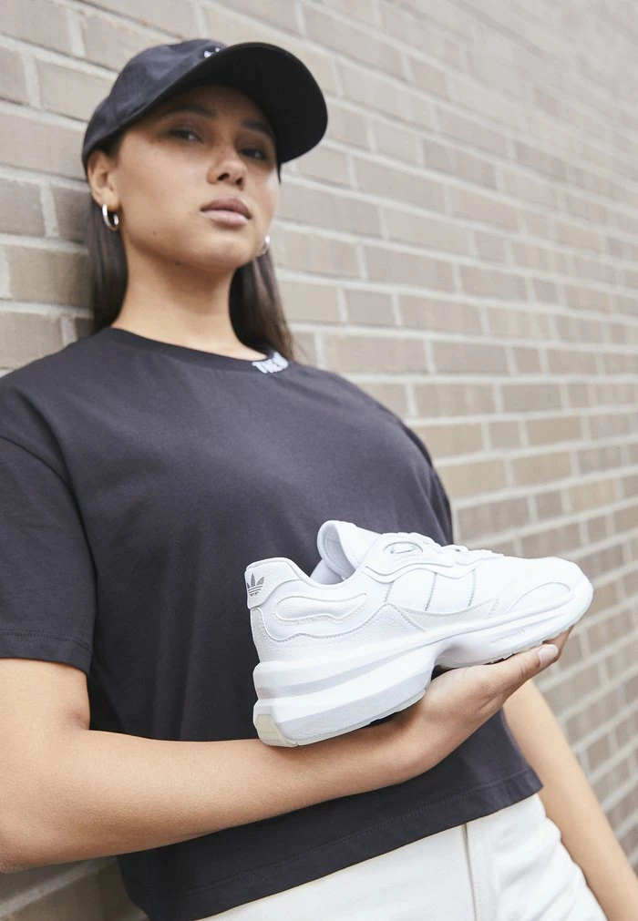 Adidas Originals ZENTIC - Trainers - Footwear White/silver Metallic/core Black 5 Adidas Originals ZENTIC - Trainers - Footwear White/silver Metallic/core Black - Image 5