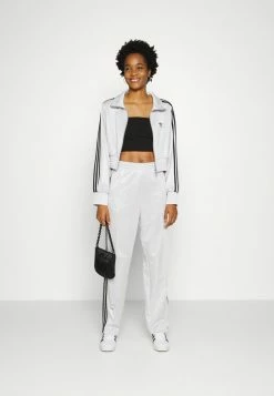 Adidas Originals PANTS - Tracksuit Bottoms - Matte Silver -Adidas Originals Shop 1d0e42e9c7f24f59b520cc3d9191d83b