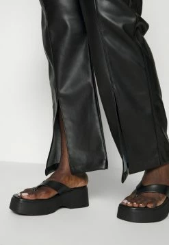 Adidas Originals TRACK PANT - Trousers - Black -Adidas Originals Shop 1dcff03945e047eaa44b02ede070fea2