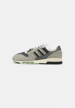 Adidas Originals ZX 420 UNISEX - Trainers - Grey Six/sesame/cream White
