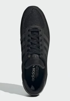 Adidas Originals LA TRAINER UNISEX - Trainers - Core Black/carbon/core Black -Adidas Originals Shop 1f8b406a469d493c89f683991cc3e9cc