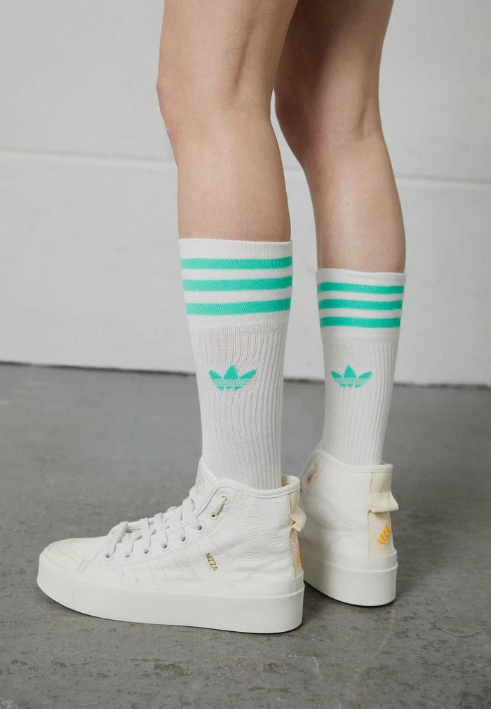 Adidas Originals NIZZA BONEGA MID - High-top Trainers - Crystal White/white/off White 4 Adidas Originals NIZZA BONEGA MID - High-top Trainers - Crystal White/white/off White - Image 4