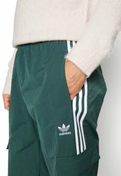 Adidas Originals 3-STRIPES CARGO - Tracksuit Bottoms - Mineral Green -Adidas Originals Shop 1fe03c55ec3e4b82b1fc07da72fbc8c9