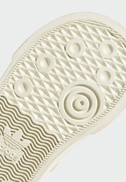 Adidas Originals NIZZA - Trainers - Pantone/pantone/core Black -Adidas Originals Shop 20b2f57c9e2148309283546921d4206e