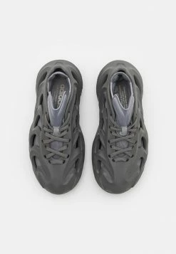 Adidas Originals ADIFOM Q UNISEX - Trainers - Grey Four/grey Three/grey Two -Adidas Originals Shop 221d0a4578b640378a4de470615bef40