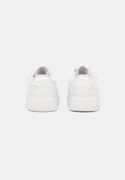 Adidas Originals FORUM UNISEX - Trainers - White -Adidas Originals Shop 222f82d20123433fa3f959b94f1be84e