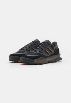 Adidas Originals MODERN INDOOR UNISEX - Trainers - Core Black/signal Green/solar Red 7 Adidas Originals MODERN INDOOR UNISEX - Trainers - Core Black/signal Green/solar Red -Adidas Originals Shop 2245eb451f4945eba0e38a7b93e56f74