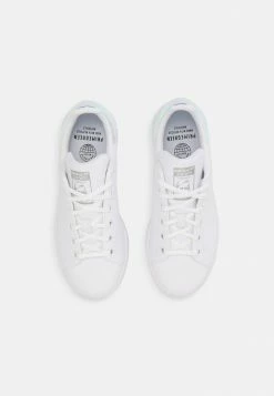 Adidas Originals STAN SMITH UNISEX - Trainers - White/white/silver Metallic -Adidas Originals Shop 2312293121594ed1a43e0a447680f42c