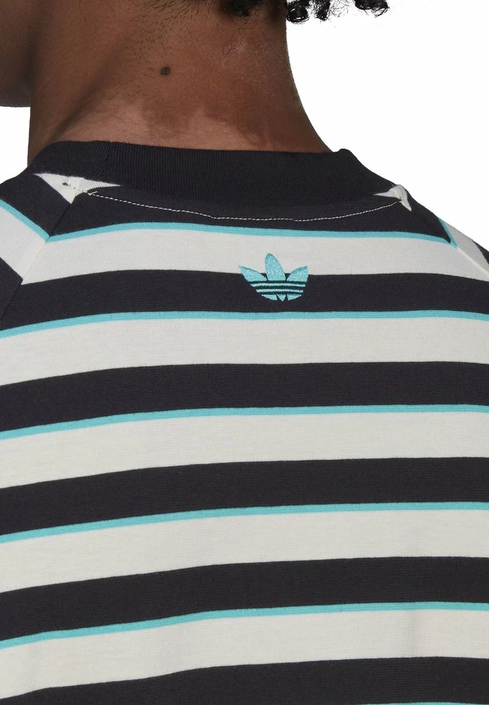 Adidas Originals POCKET - Print T-shirt - Black 5 Adidas Originals POCKET - Print T-shirt - Black - Image 5