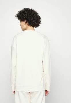 Adidas Originals RETRO LUXURY CREW - Sweatshirt - White -Adidas Originals Shop 25ab9fbbd0f542c18af395fff692e528