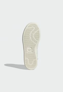 Adidas Originals Trainers - White -Adidas Originals Shop 260e5bb949b14ef4843d9c5d86cd0dde