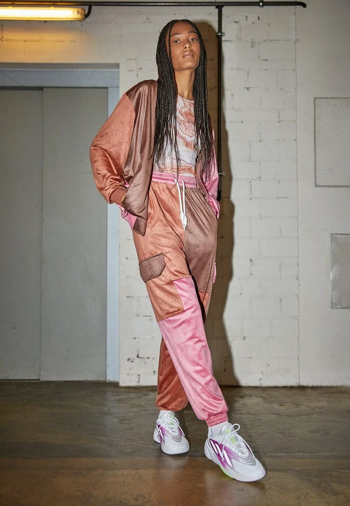 Adidas Originals OZELIA - Trainers - White/signal Green 1 Adidas Originals OZELIA - Trainers - White/signal Green