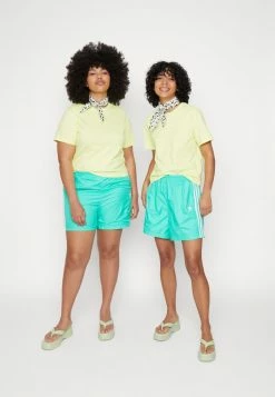 Adidas Originals Basic T-shirt - Pulse Yellow -Adidas Originals Shop 27845c75039241298cefefc6d43484f7